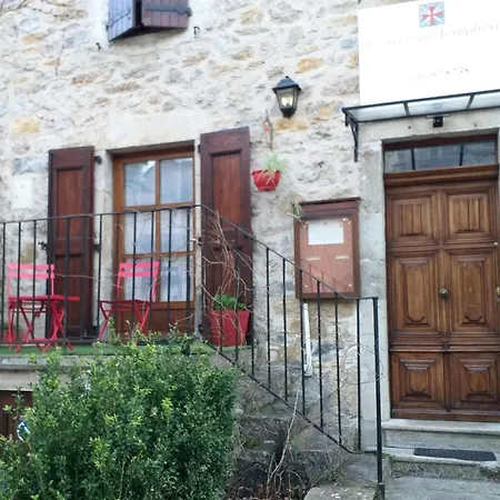 Bed & Breakfast La Grange Templiere 2018 *