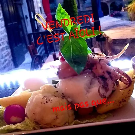 La Grange Templiere 2018 Oda ve Kahvaltı Peyreleau