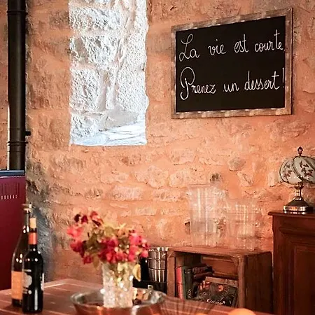 La Grange Templiere 2018 Oda ve Kahvaltı Peyreleau
